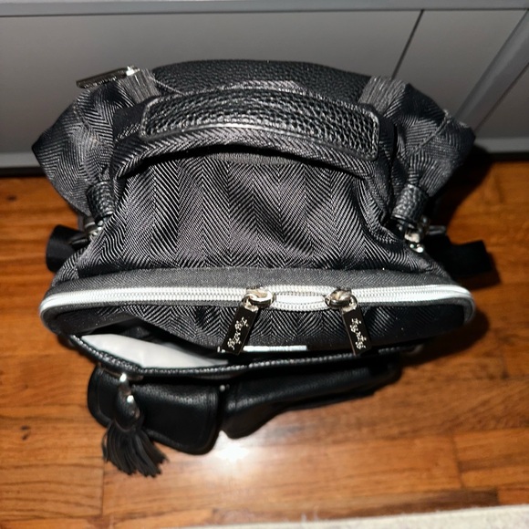 EUC Itzy Ritzy Boss Plus Diaper Bag Black - Picture 6 of 9